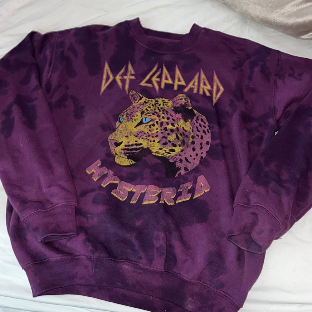 Purple tie dye Def Leppard crewneck! Worn once
